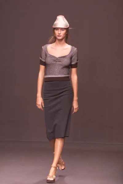 Look 4